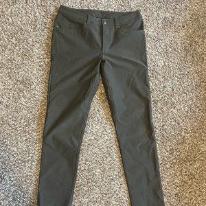 Lululemon abc pant size 33 utilitech dark olive